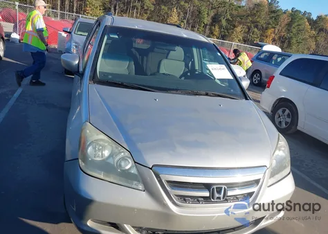 2005 Honda Odyssey Ex from USA, damaged, VIN 5FNRL38455B027470